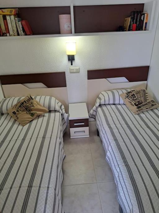 Holiday Center Apartamento Vistas Mar, Acceso Directo Playa Y Piscina Ρόζες Εξωτερικό φωτογραφία